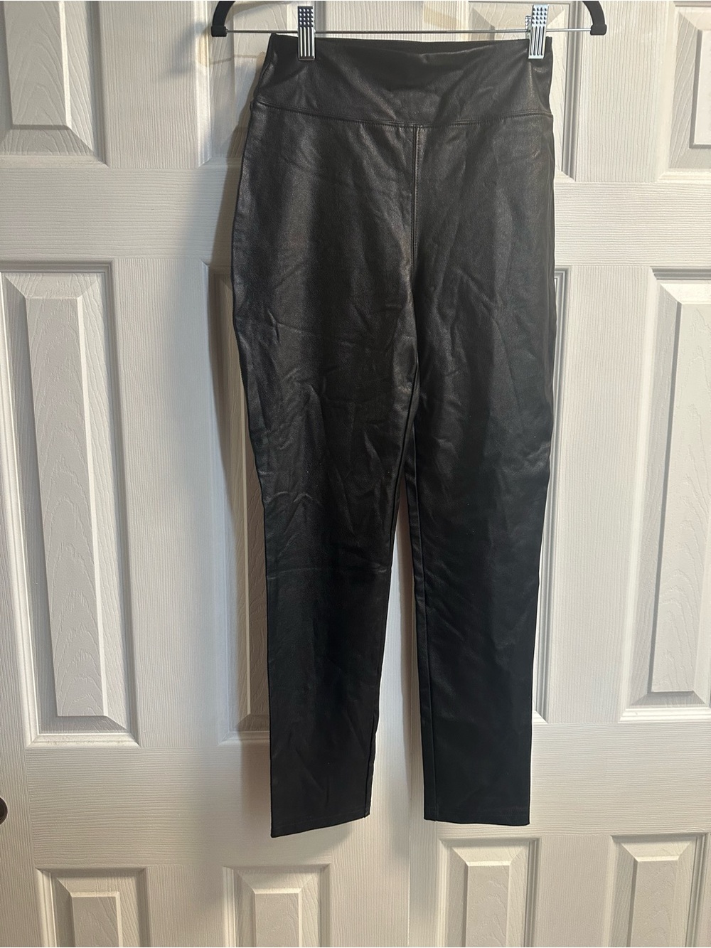 Tuckernuck Women’s Black Faux Leather Skinny Leggings